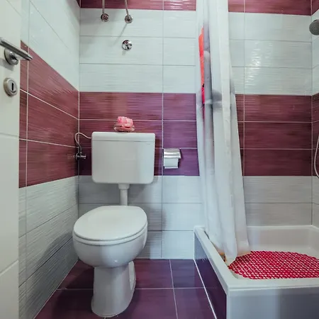 M&s S Bazenom Split -