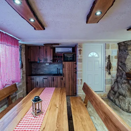 M&s S Bazenom Split - Διαμέρισμα *