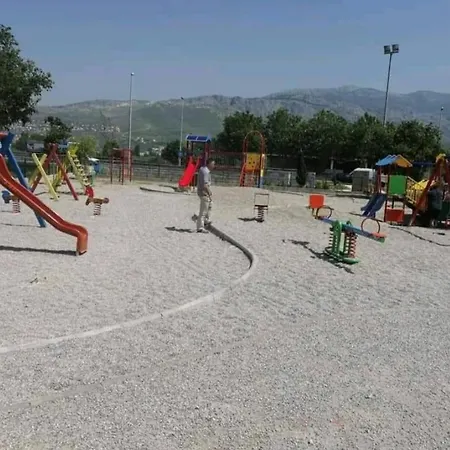 Διαμέρισμα M&s S Bazenom Split - *