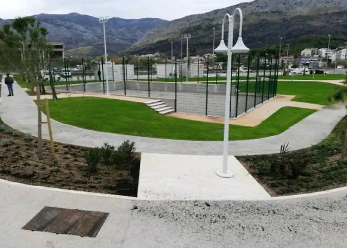 Apartmán M&s S Bazenom Split - *